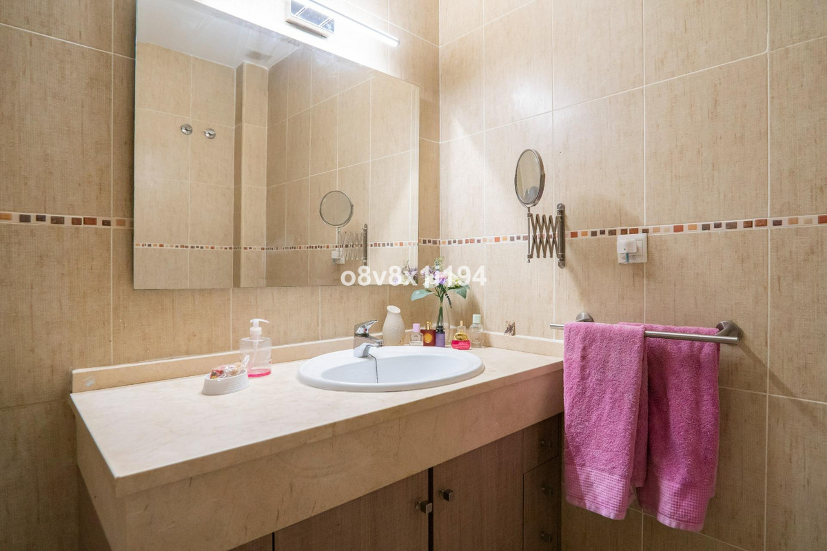 Huis te koop in Benajarafe | 3 slaapkamers H5004820