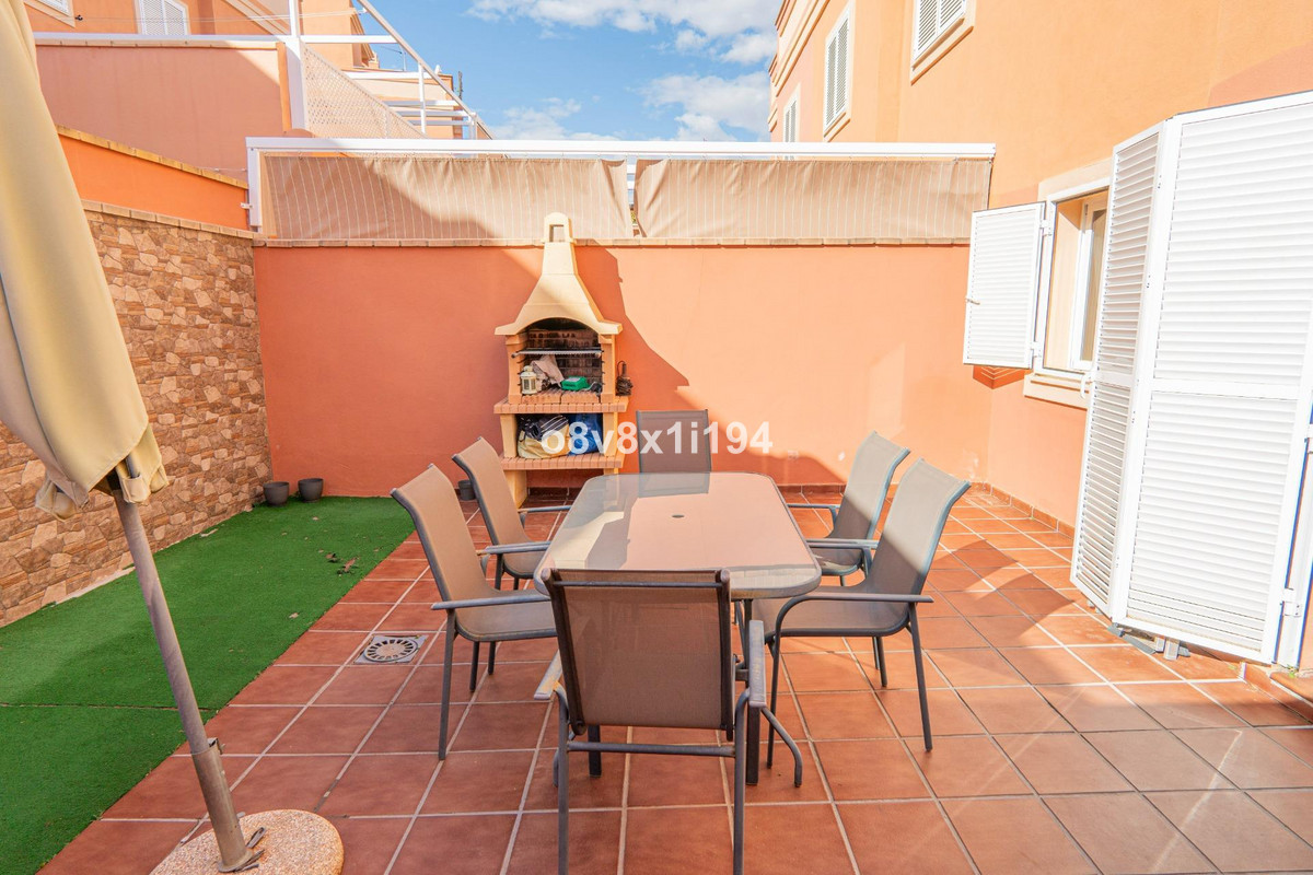 Huis te koop in Benajarafe | 3 slaapkamers H5004820