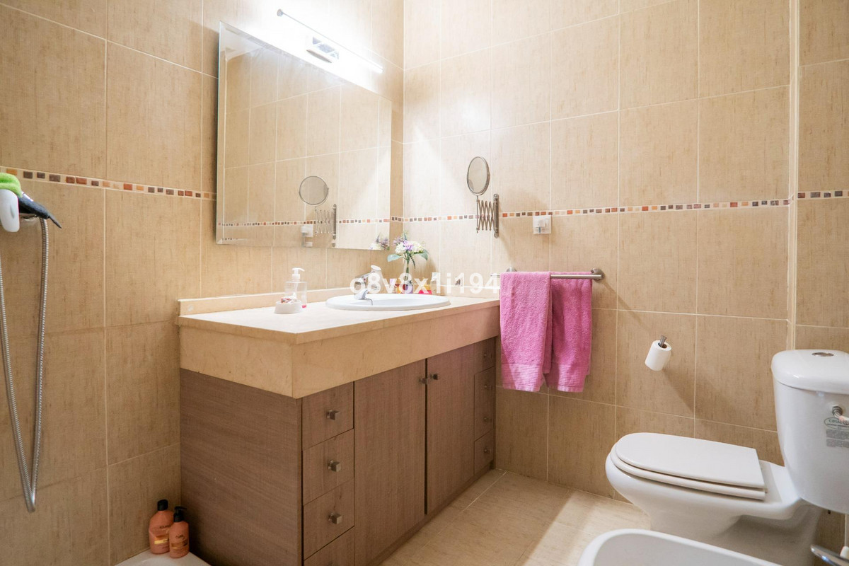 Huis te koop in Benajarafe | 3 slaapkamers H5004820