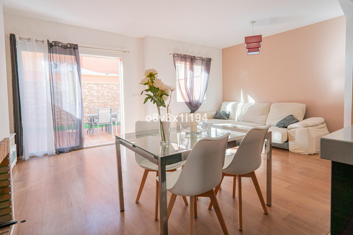 Huis te koop in Benajarafe | 3 slaapkamers H5004820