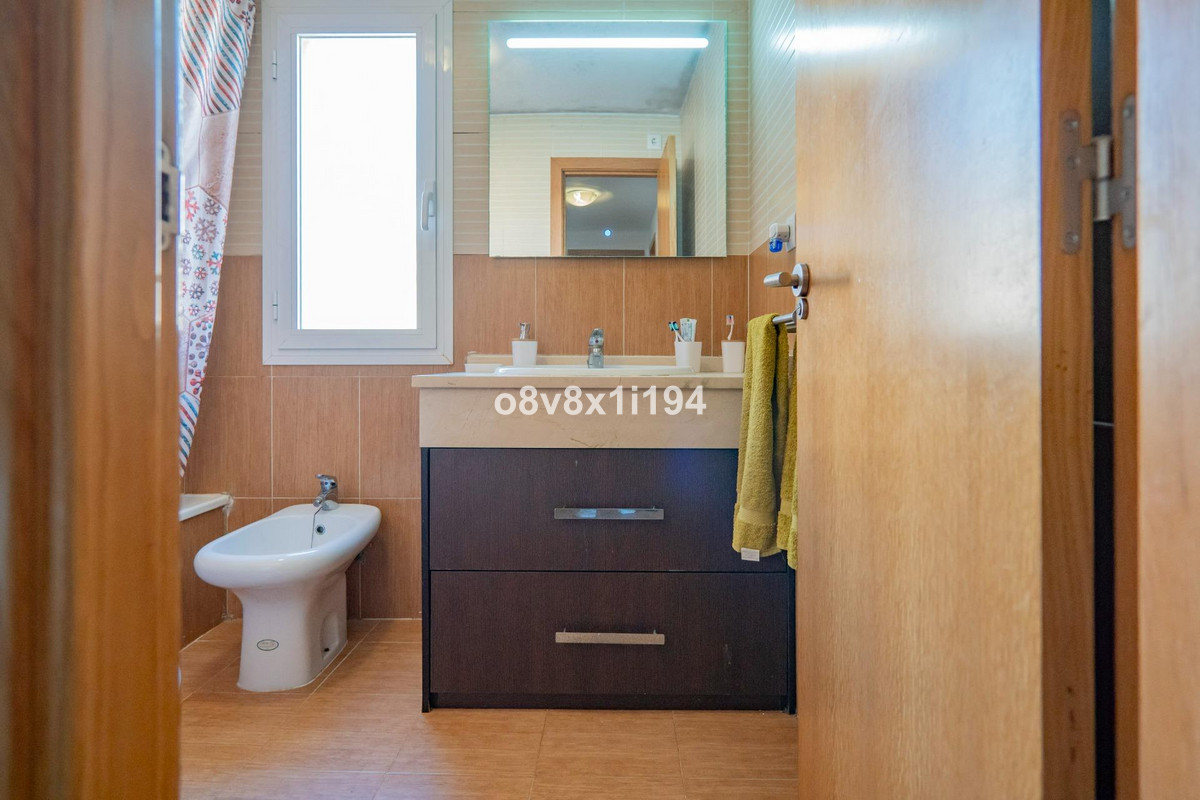 Huis te koop in Benajarafe | 3 slaapkamers H5004820