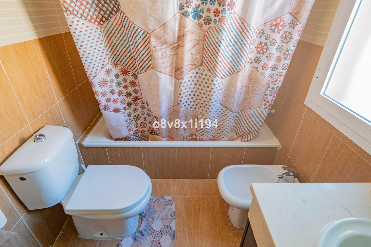 Huis te koop in Benajarafe | 3 slaapkamers H5004820