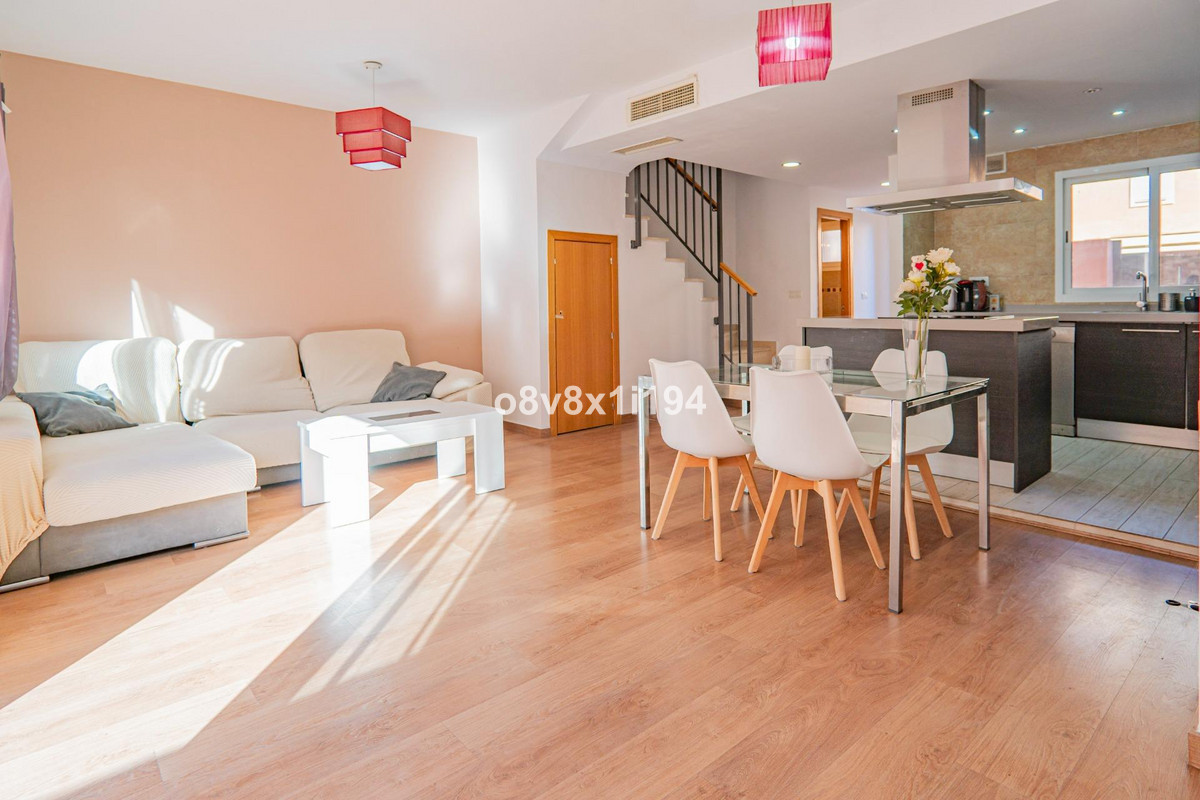 Huis te koop in Benajarafe | 3 slaapkamers H5004820