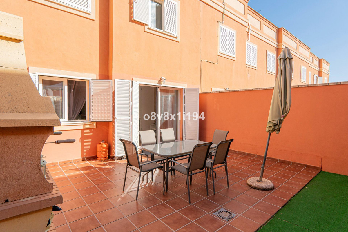 Huis te koop in Benajarafe | 3 slaapkamers H5004820