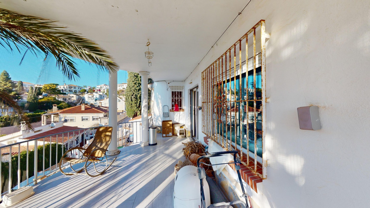 Huis te koop in Benajarafe | 4 slaapkamers H5123272