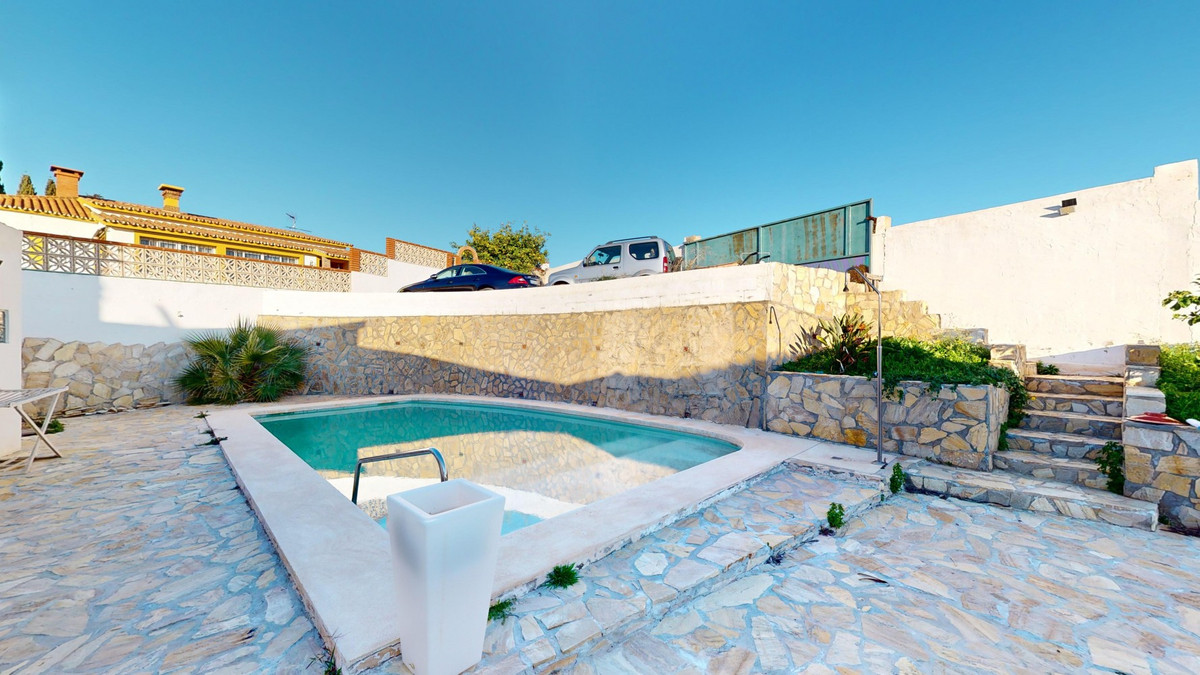 Huis te koop in Benajarafe | 4 slaapkamers H5123272
