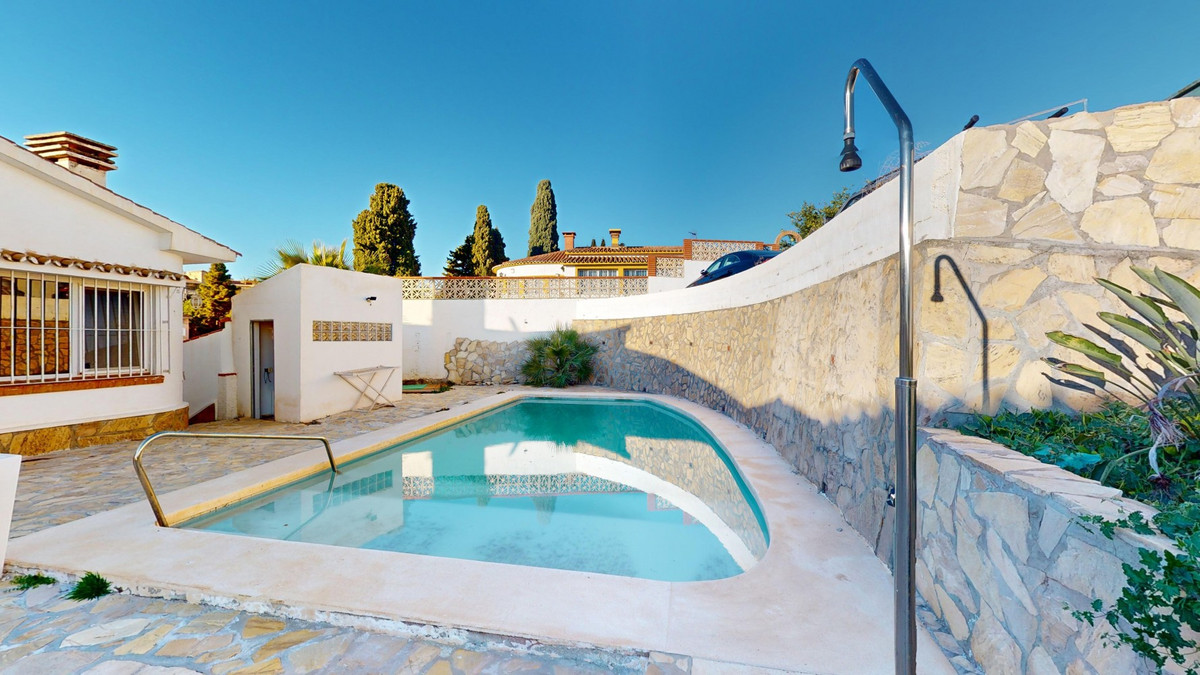 Huis te koop in Benajarafe | 4 slaapkamers H5123272