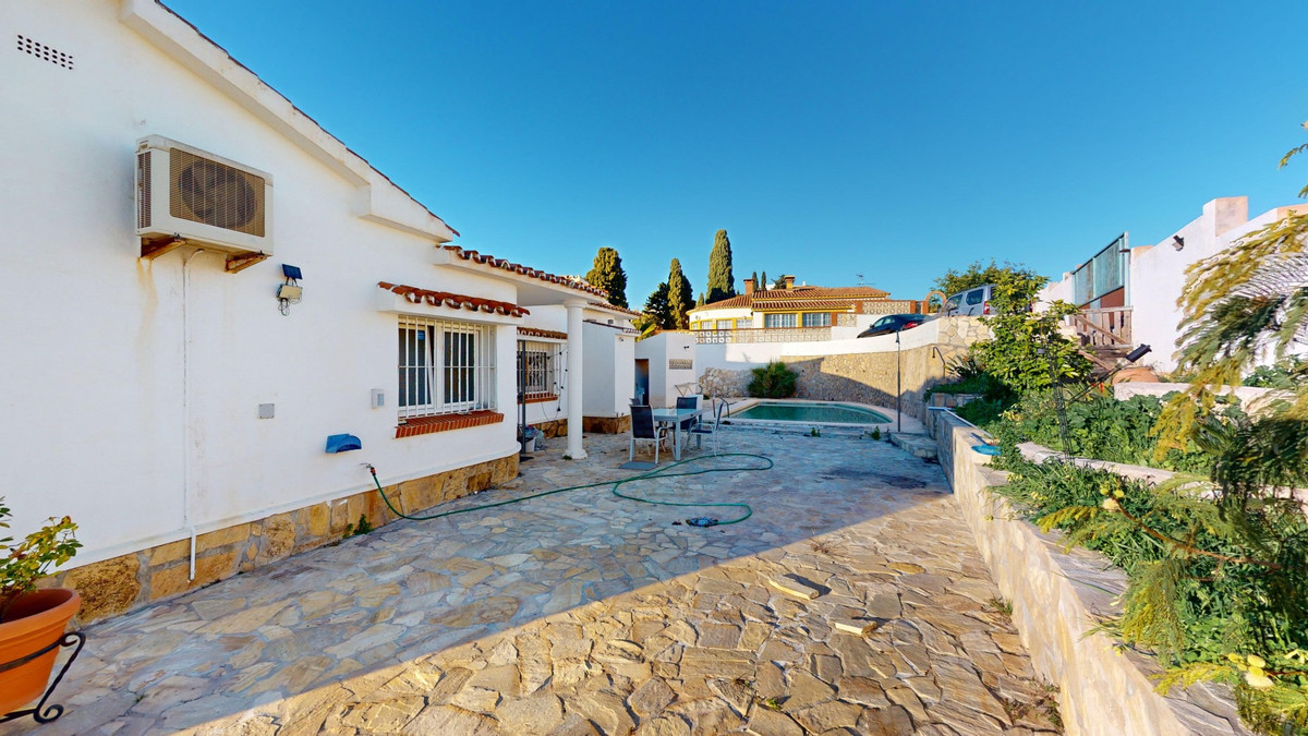 Huis te koop in Benajarafe | 4 slaapkamers H5123272