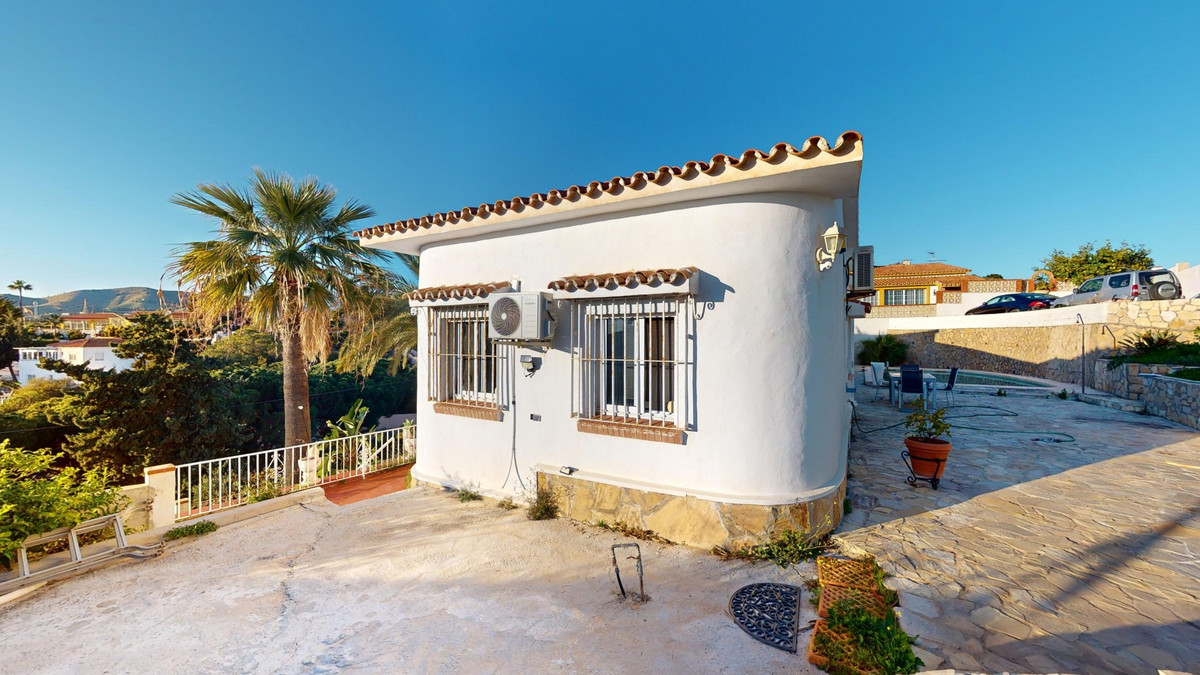 Huis te koop in Benajarafe | 4 slaapkamers H5123272