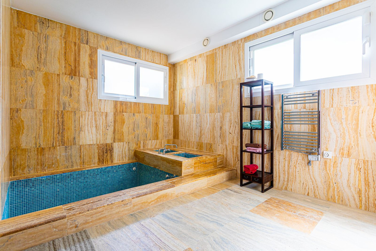 Property main view 74