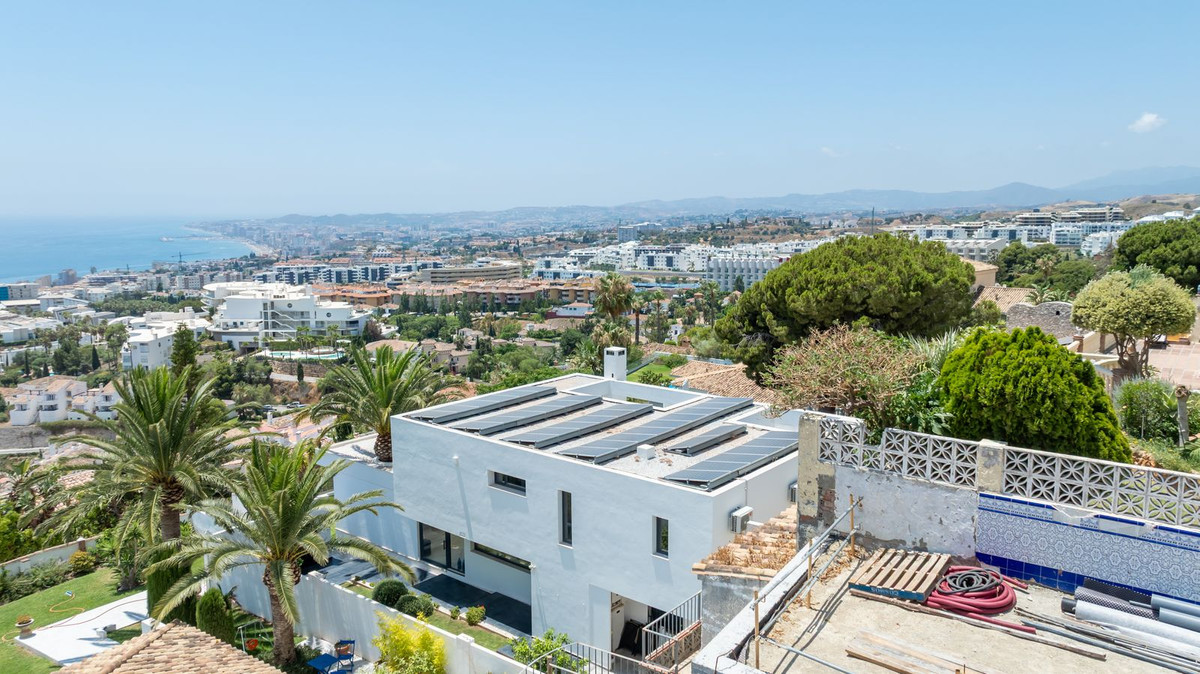 Detached Villa for sale in Benalmadena | 5 bedrooms H4675537