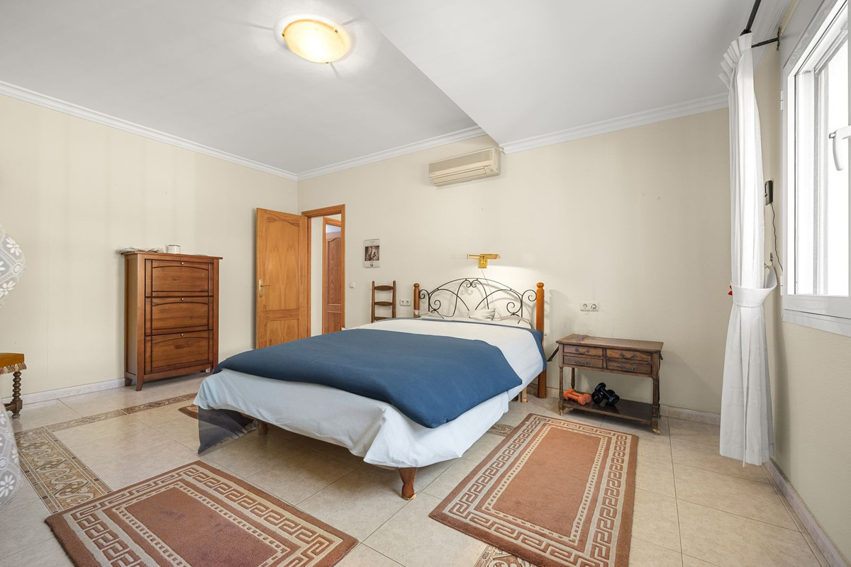 Property main view 60