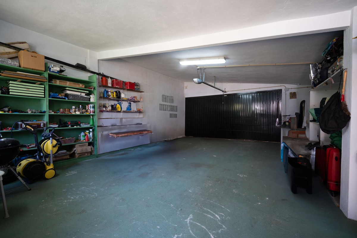 Property main view 80