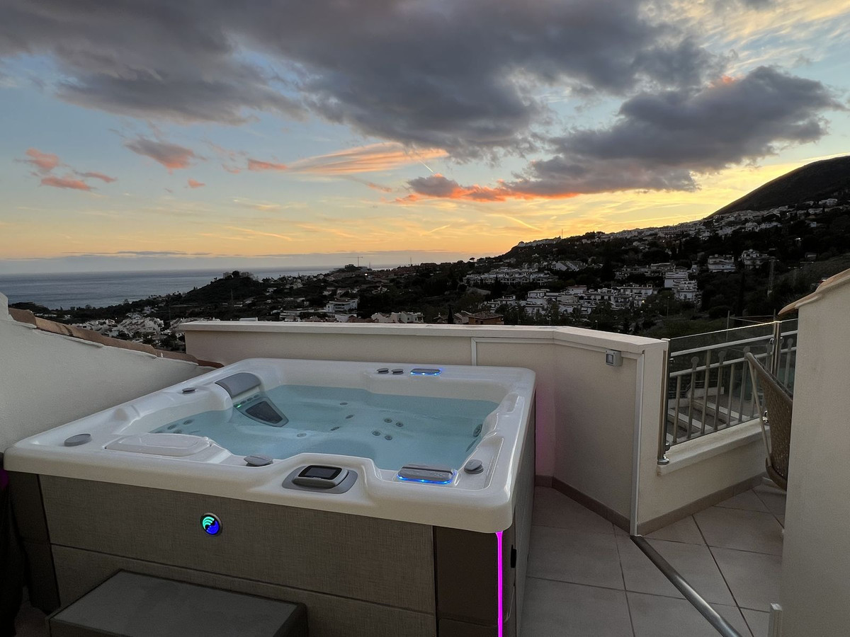 Penthouse for sale in Benalmadena | 3 bedrooms H4890184