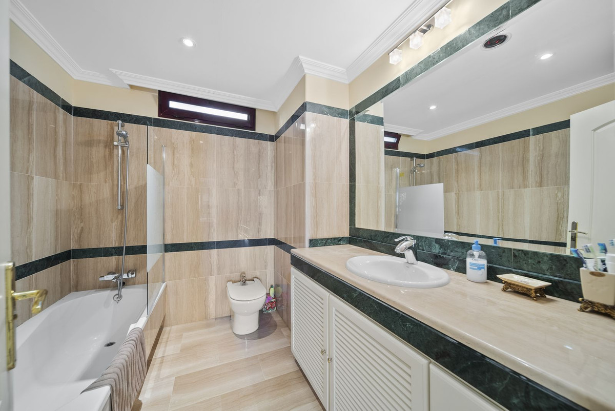 Huis te koop in Benalmadena | 2 slaapkamers H4986775