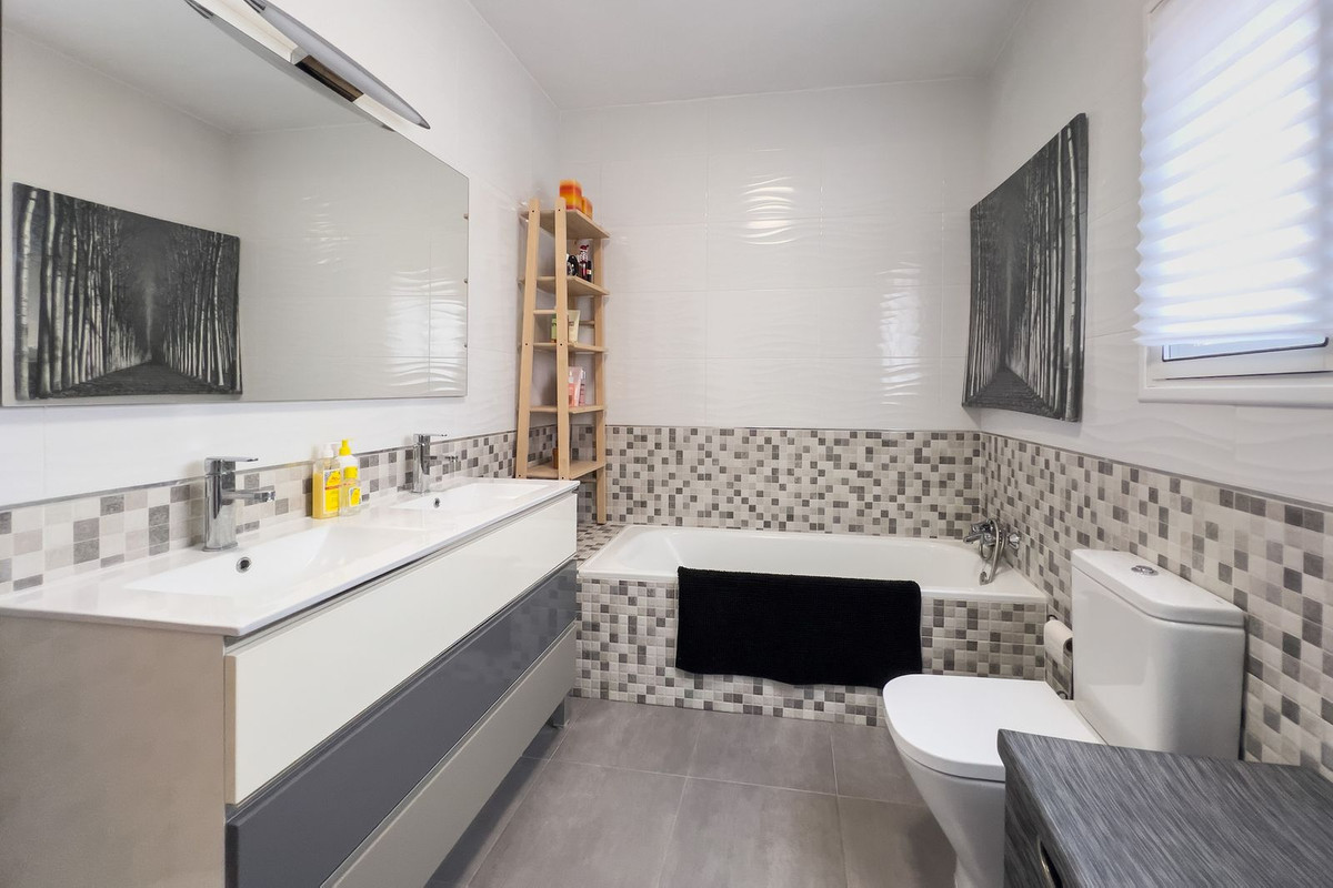 Huis te koop in Benalmadena | 3 slaapkamers H5005501