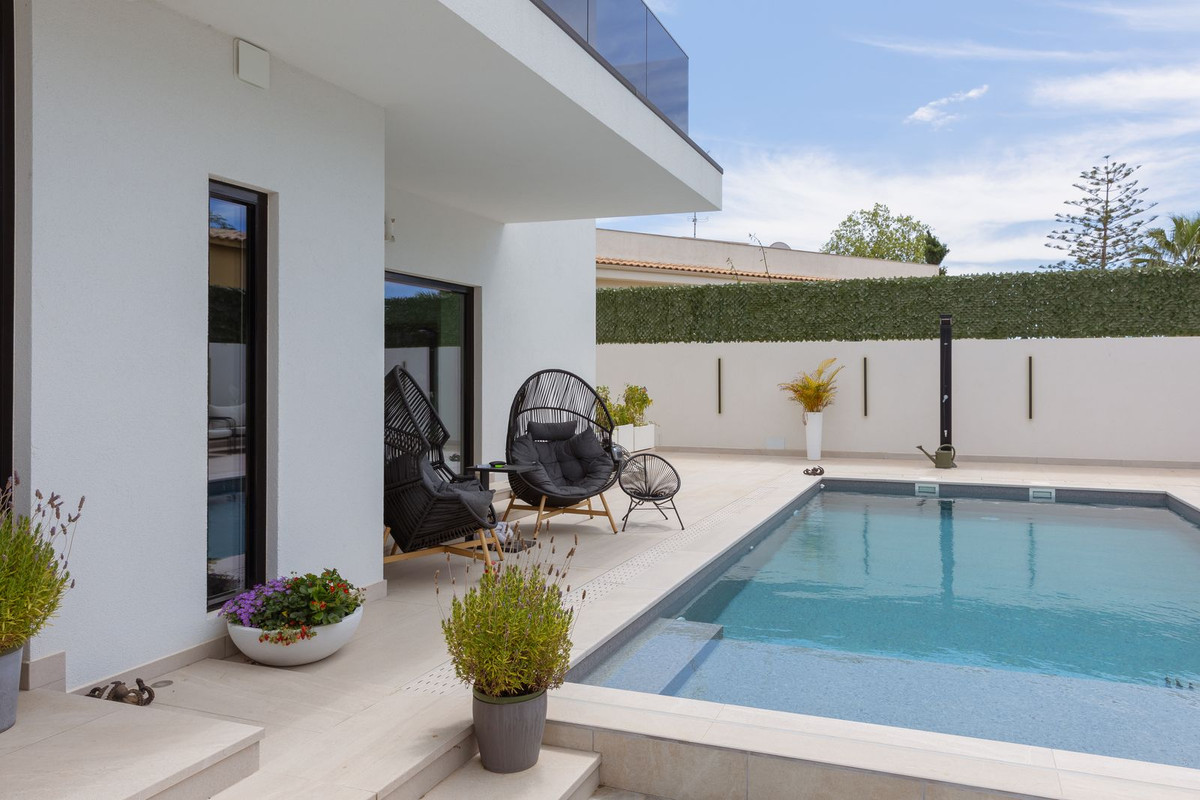 Property main view 44