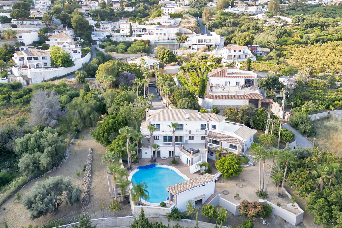 Huis te koop in Benalmadena | 9 slaapkamers H5046229