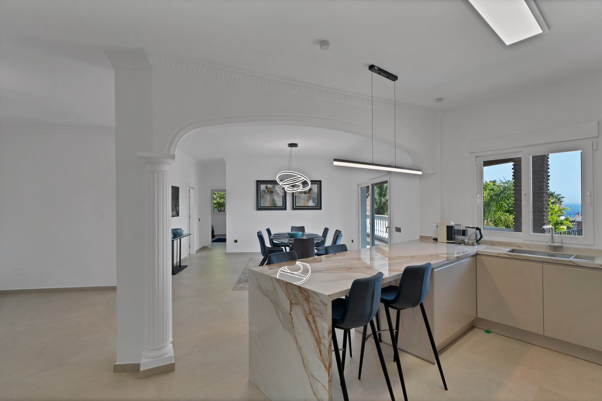 Huis te koop in Benalmadena | 9 slaapkamers H5046229