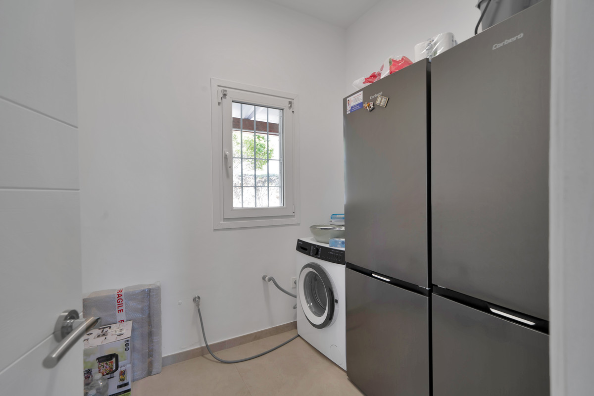 Huis te koop in Benalmadena | 9 slaapkamers H5046229