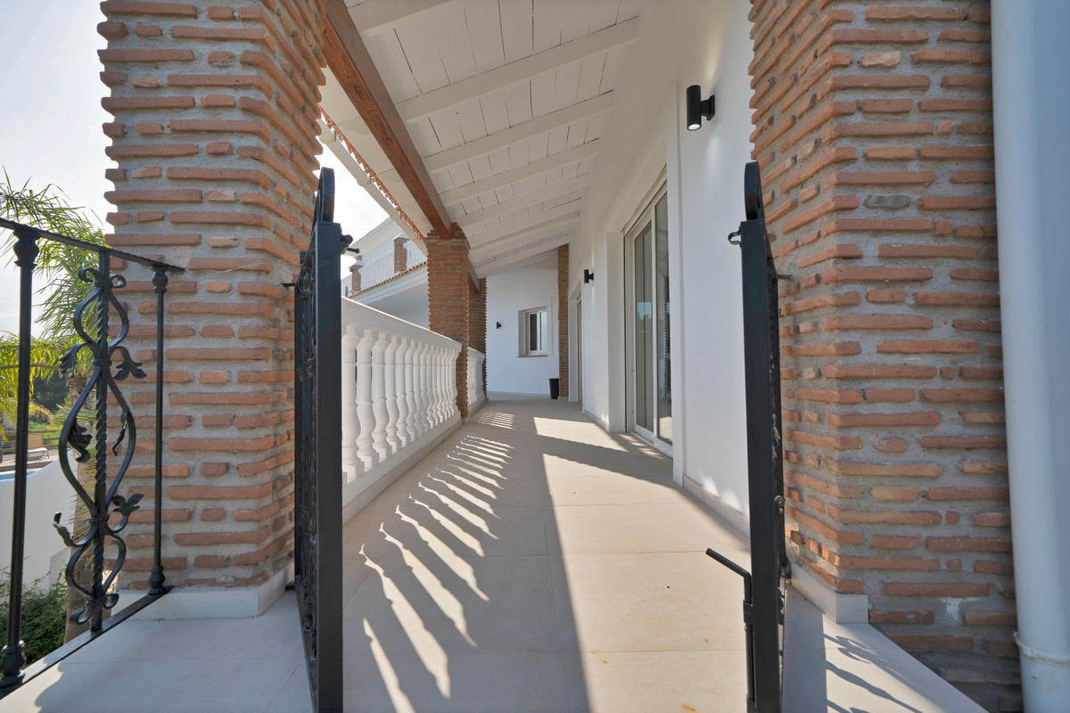 Huis te koop in Benalmadena | 9 slaapkamers H5046229