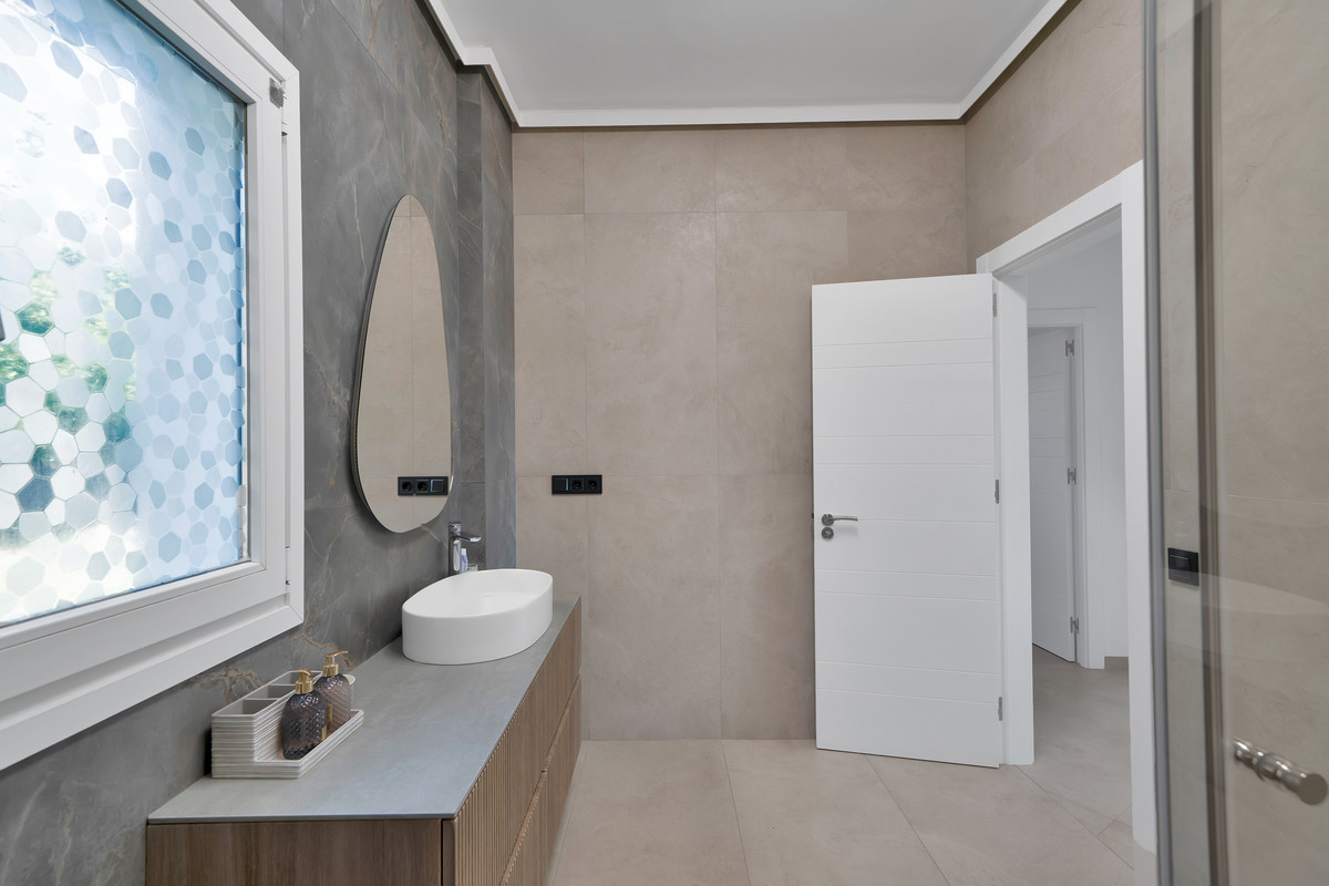 Huis te koop in Benalmadena | 9 slaapkamers H5046229