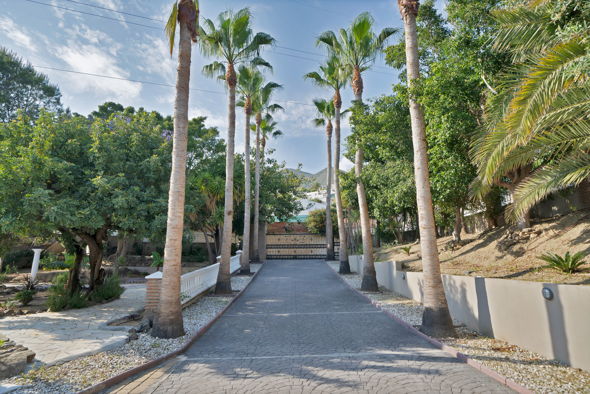 Huis te koop in Benalmadena | 9 slaapkamers H5046229