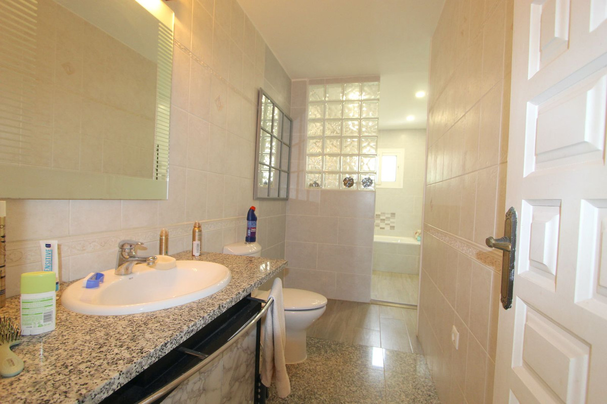 Huis te koop in Benalmadena | 4 slaapkamers H5078308