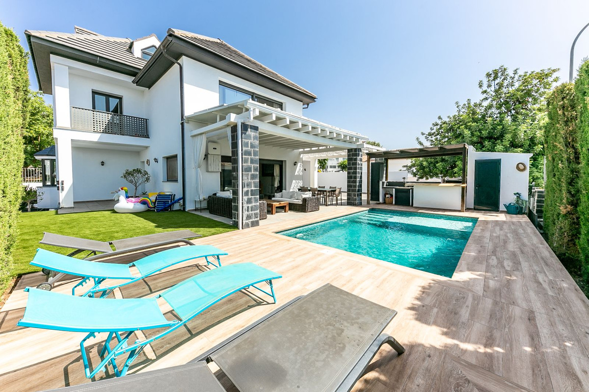 Huis te koop in Benalmadena | 5 slaapkamers H5084266