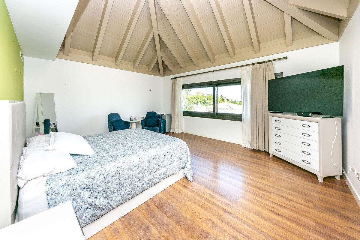 Huis te koop in Benalmadena | 5 slaapkamers H5084266