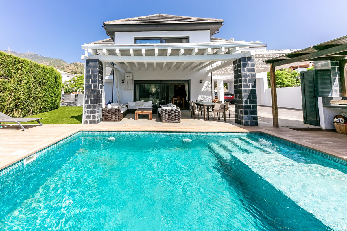 Huis te koop in Benalmadena | 5 slaapkamers H5084266