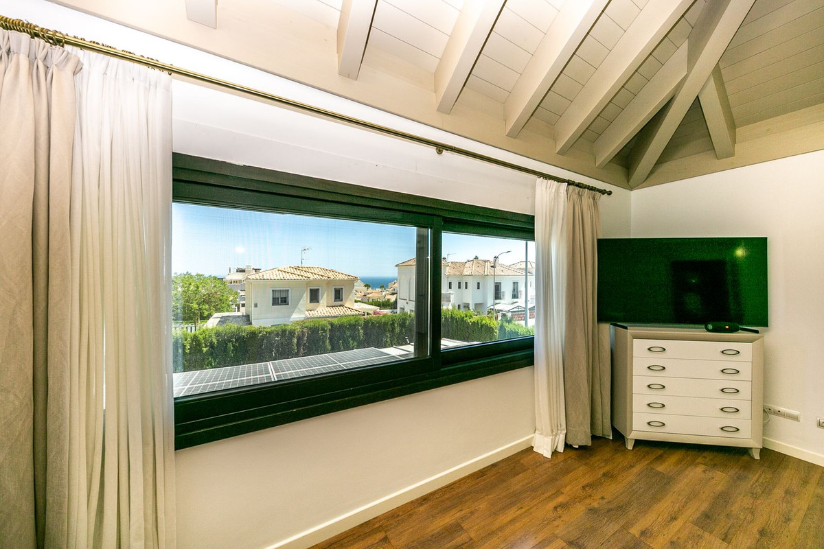 Huis te koop in Benalmadena | 5 slaapkamers H5084266