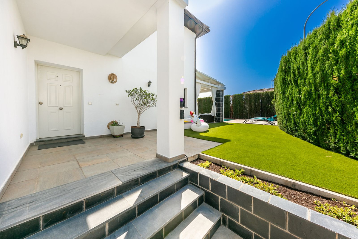 Huis te koop in Benalmadena | 5 slaapkamers H5084266