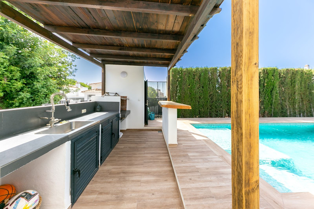 Huis te koop in Benalmadena | 5 slaapkamers H5084266