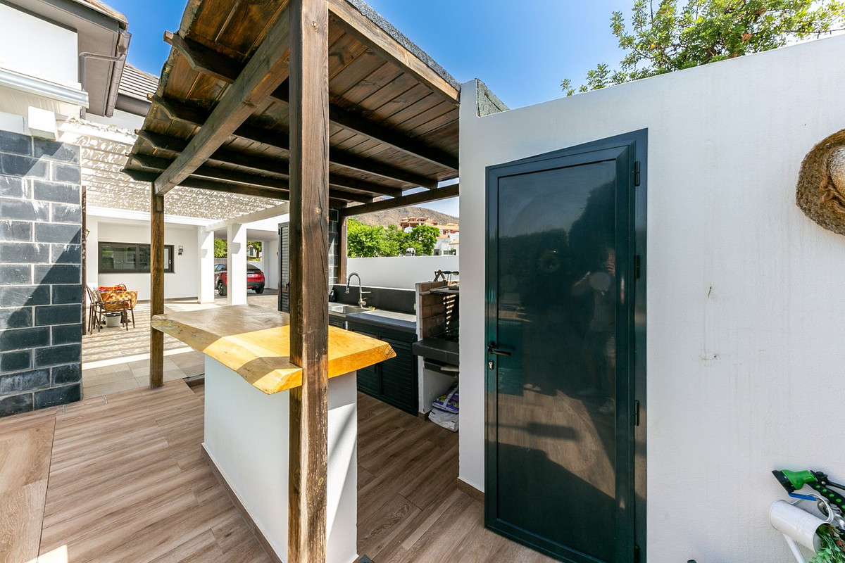 Huis te koop in Benalmadena | 5 slaapkamers H5084266