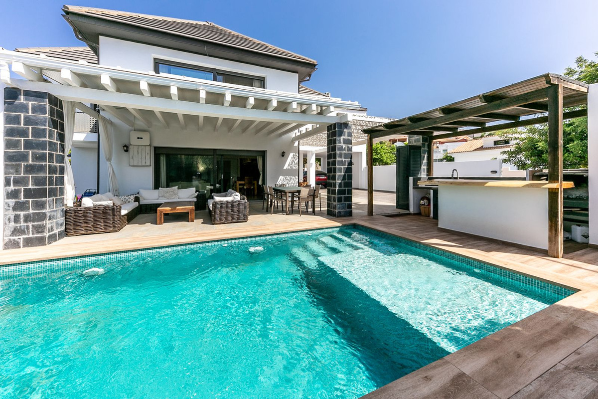 Huis te koop in Benalmadena | 5 slaapkamers H5084266