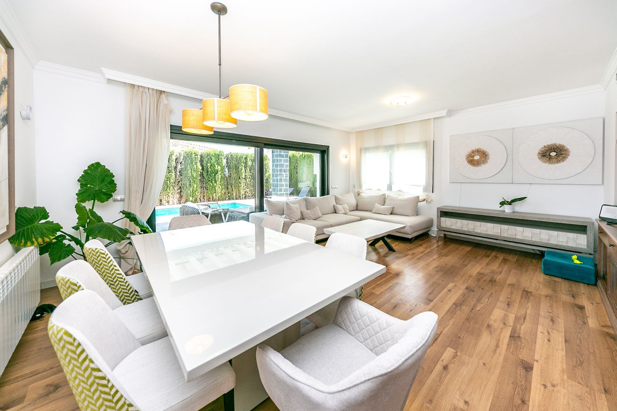 Huis te koop in Benalmadena | 5 slaapkamers H5084266