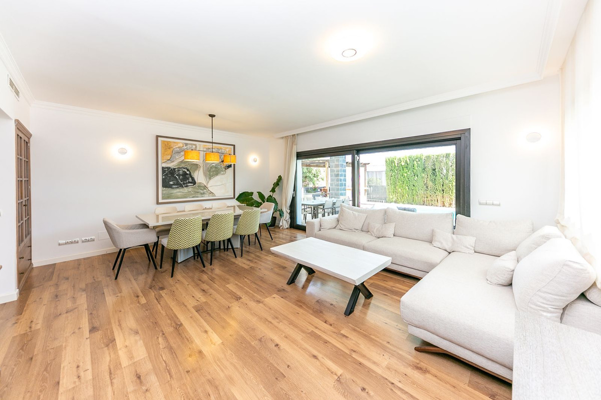 Huis te koop in Benalmadena | 5 slaapkamers H5084266