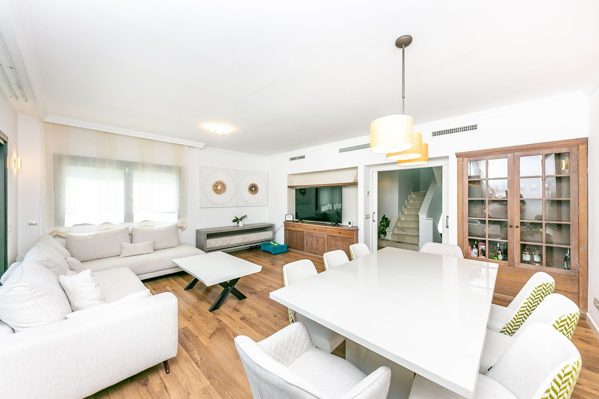 Huis te koop in Benalmadena | 5 slaapkamers H5084266