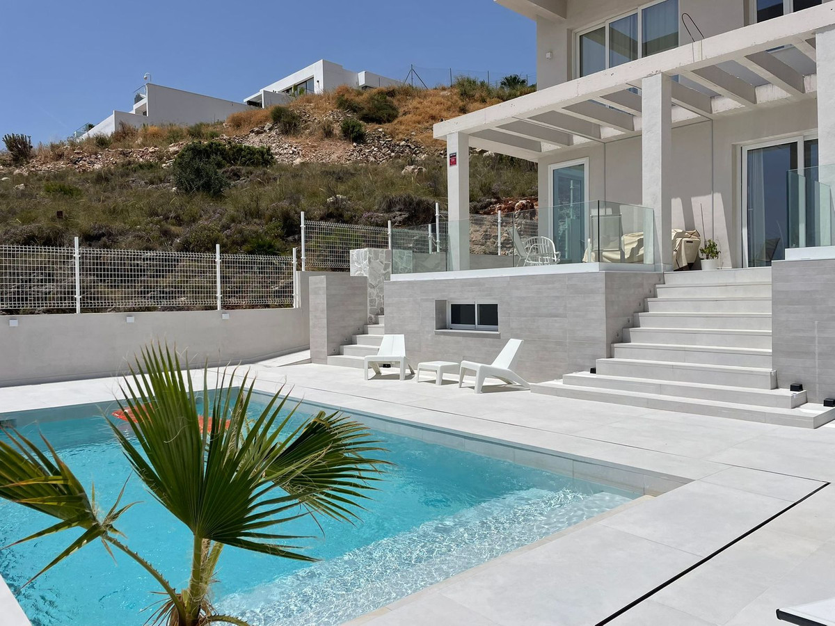 Huis te koop in Benalmadena | 4 slaapkamers H5104105