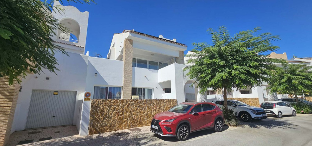 Huis te koop in Benalmadena | 4 slaapkamers H5125999