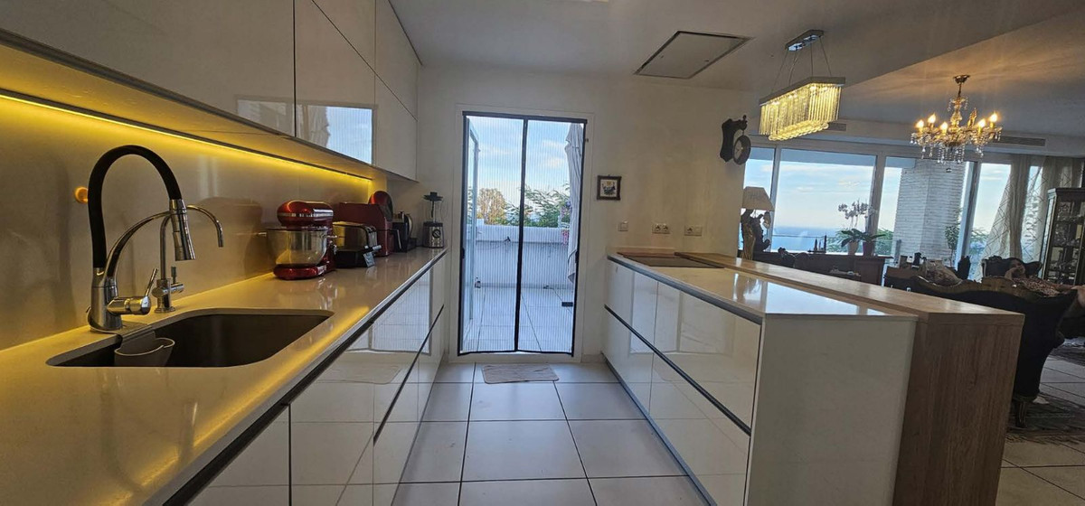 Huis te koop in Benalmadena | 4 slaapkamers H5125999