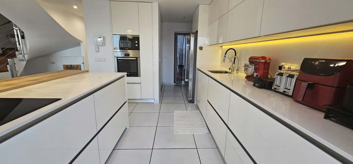 Huis te koop in Benalmadena | 4 slaapkamers H5125999
