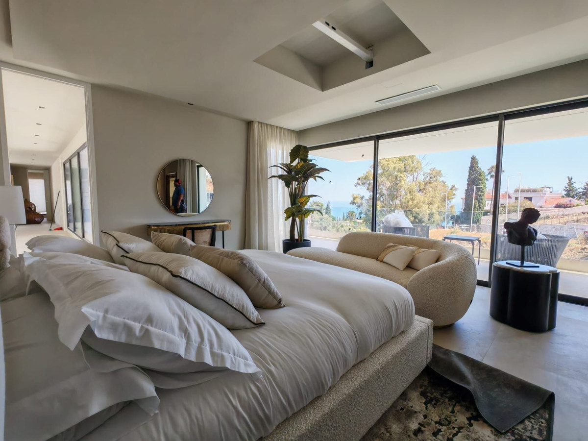 Detached Villa for sale in Benalmadena | 6 bedrooms H5130820