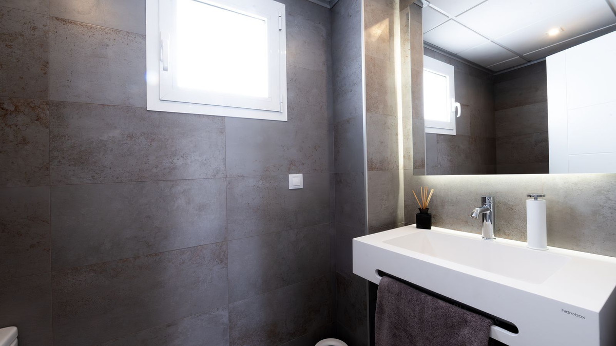Huis te koop in Benalmadena | 4 slaapkamers H5131582