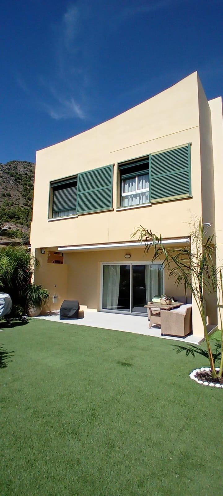 Huis te koop in Benalmadena | 4 slaapkamers H5140534