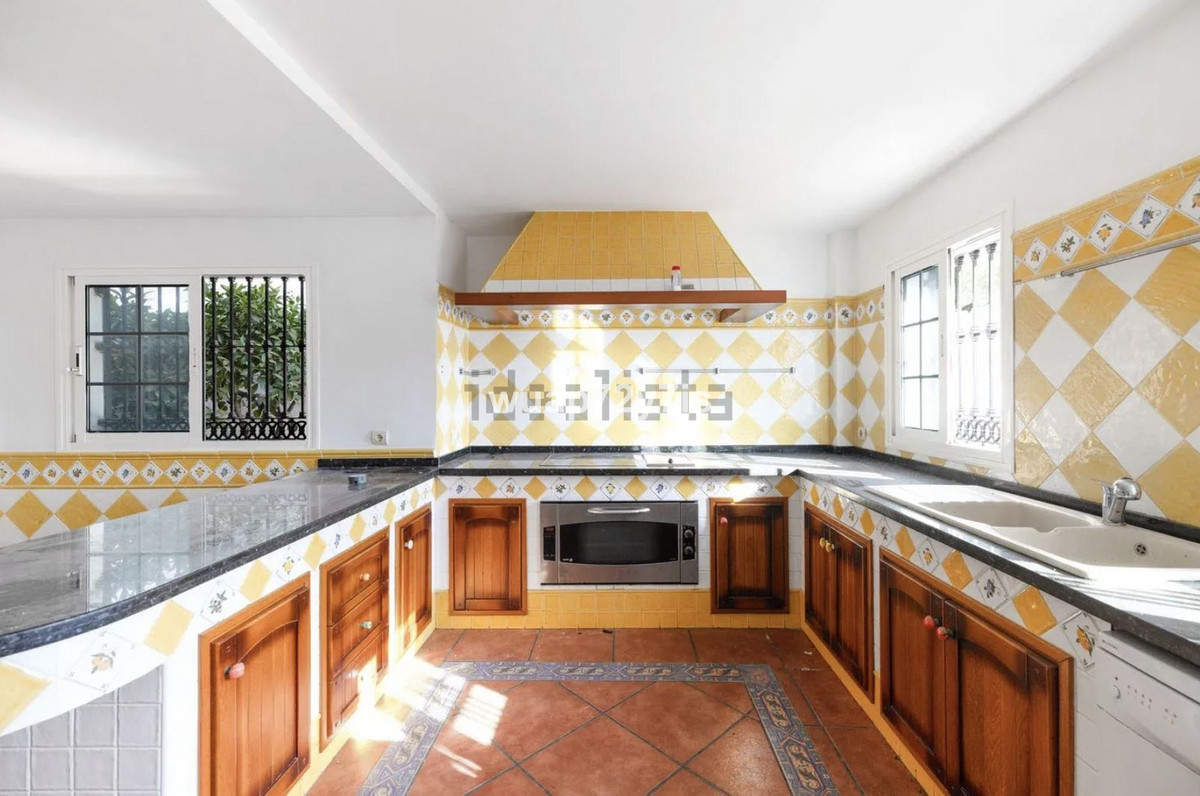 Huis te koop in Benalmadena | 5 slaapkamers H5142802