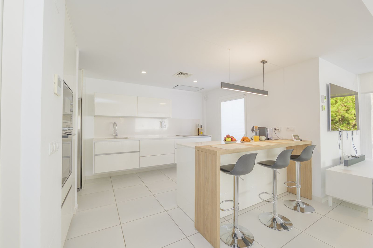Huis te koop in Benalmadena | 4 slaapkamers H5143186
