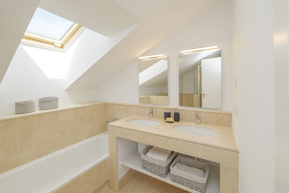 Huis te koop in Benalmadena | 4 slaapkamers H5143186