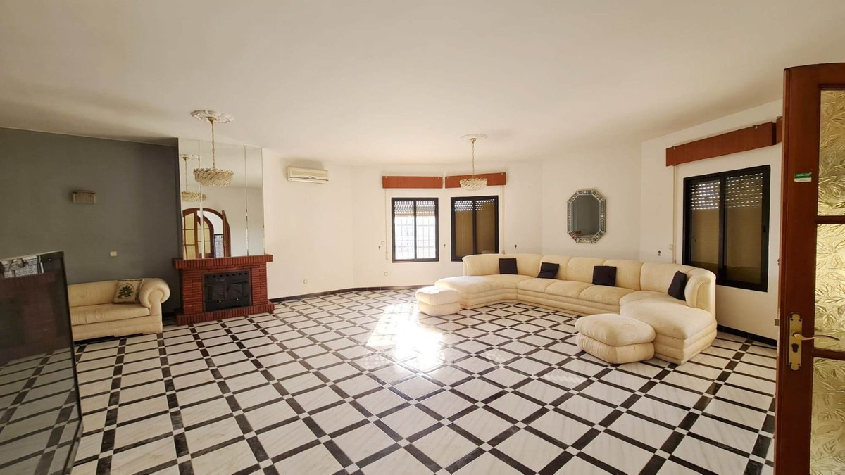 Huis te koop in Benalmadena | 7 slaapkamers H5159359